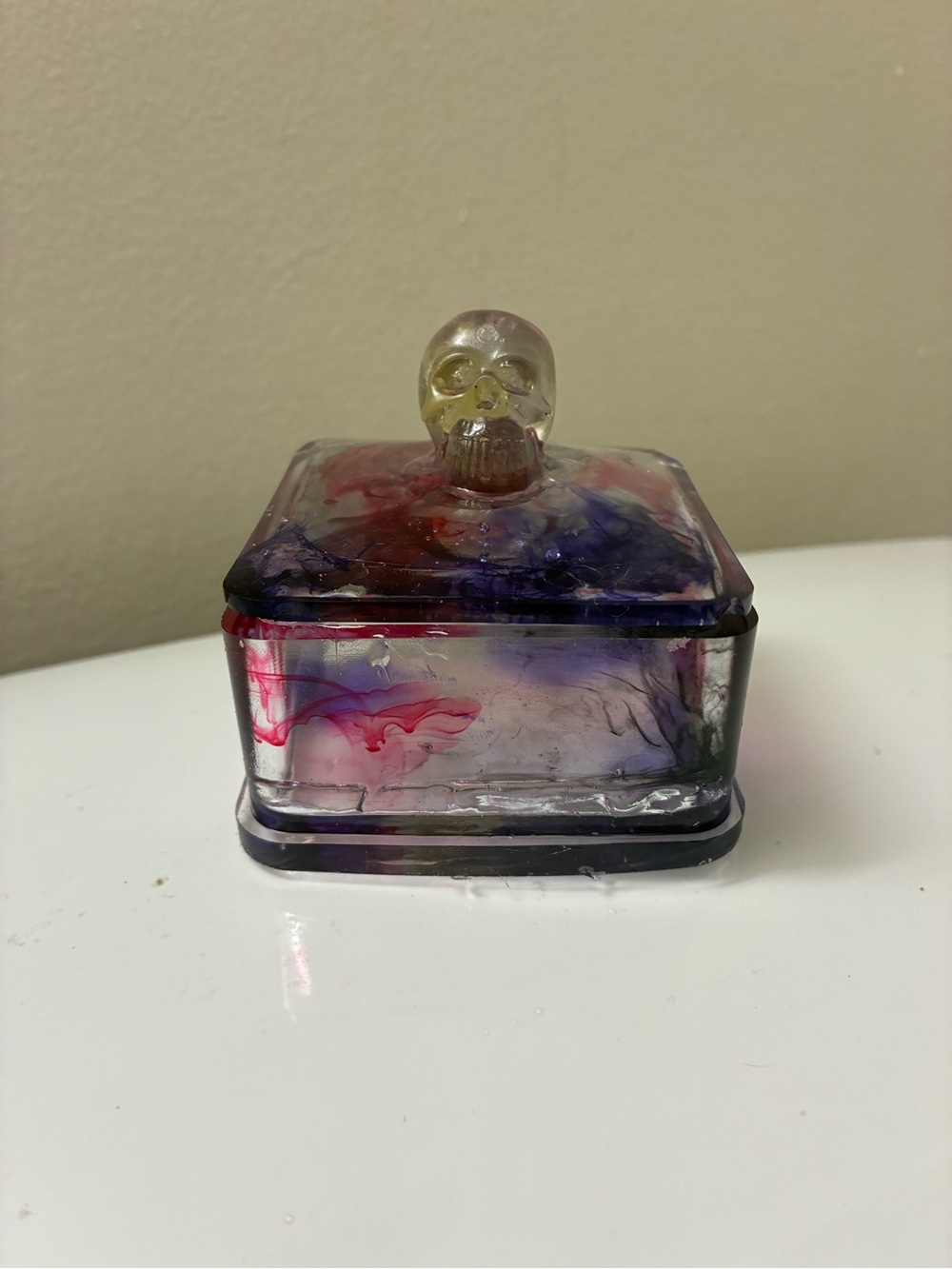 Handmade resin Skull Trinket Box, oddity lovers and goths will love this!!